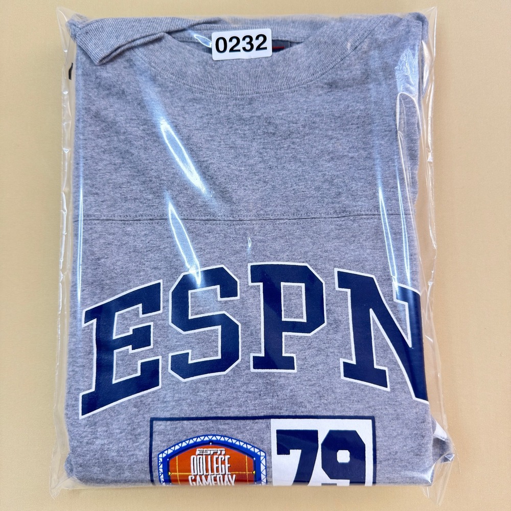 ESPN Football T-Shirt Mens XL Grey Excellent College GameDay 79 Jersey Style - Picture 10 of 10